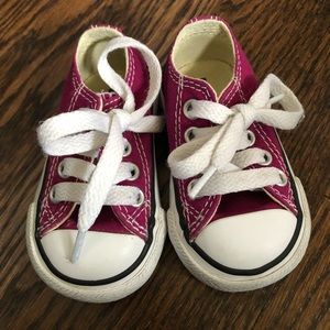 baby girl converse size 3
